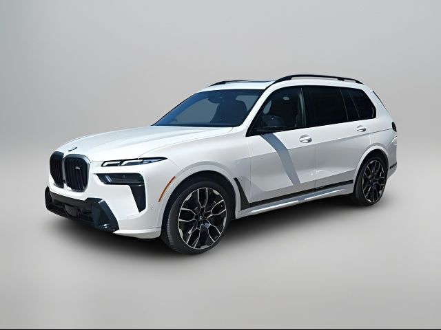 2023 BMW X7 M60i