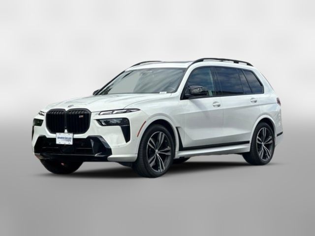 2023 BMW X7 M60i