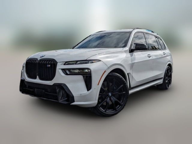 2023 BMW X7 M60i