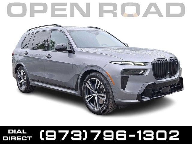 2023 BMW X7 M60i
