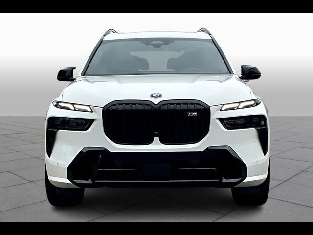 2023 BMW X7 M60i