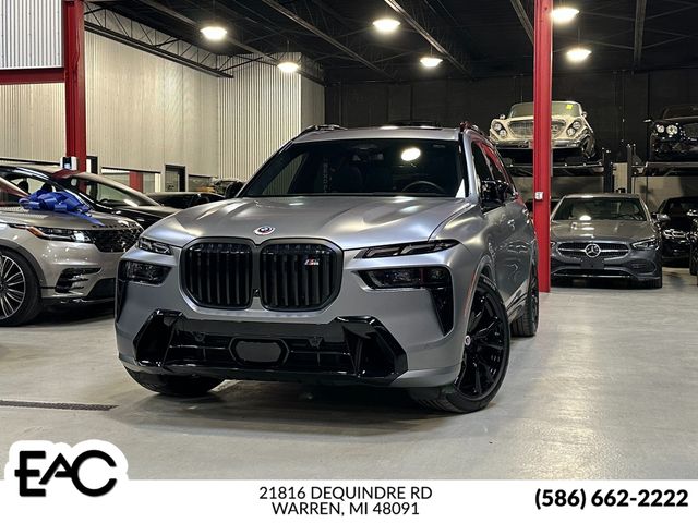 2023 BMW X7 M60i