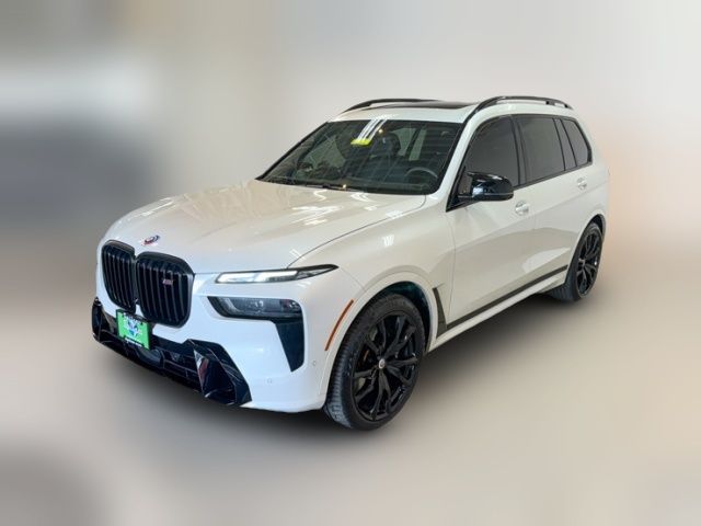 2023 BMW X7 M60i