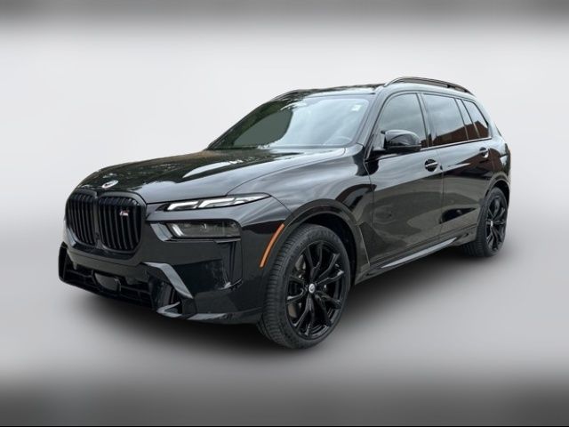 2023 BMW X7 M60i