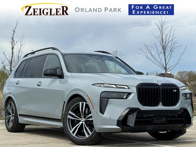 2023 BMW X7 M60i