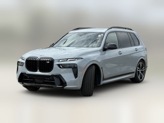 2023 BMW X7 M60i