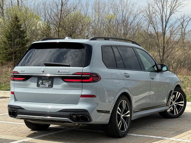 2023 BMW X7 M60i