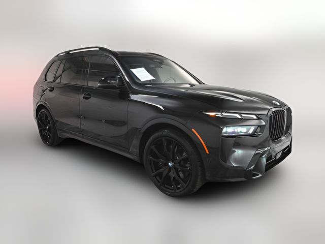 2023 BMW X7 M60i