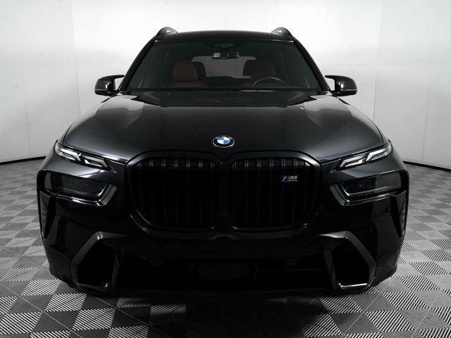 2023 BMW X7 M60i