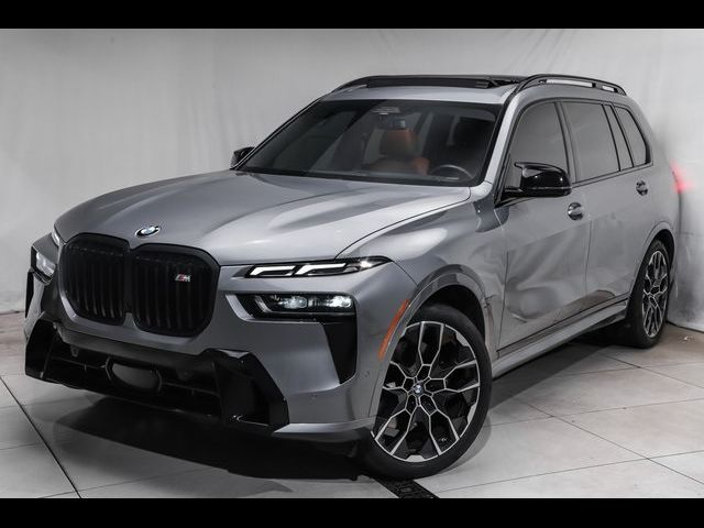 2023 BMW X7 M60i