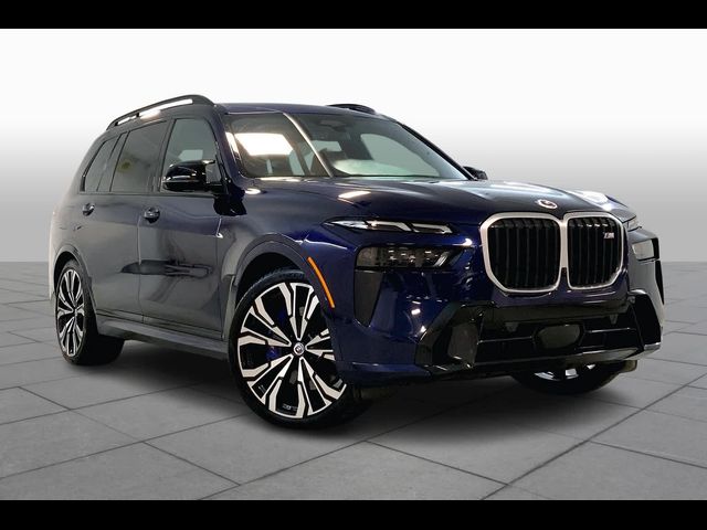 2023 BMW X7 M60i