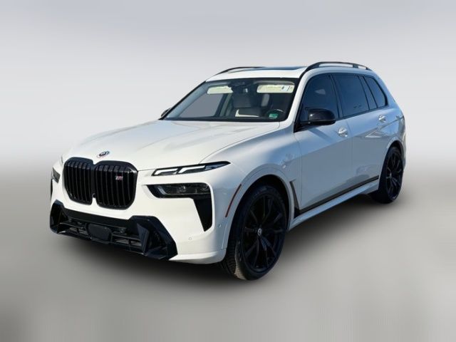 2023 BMW X7 M60i
