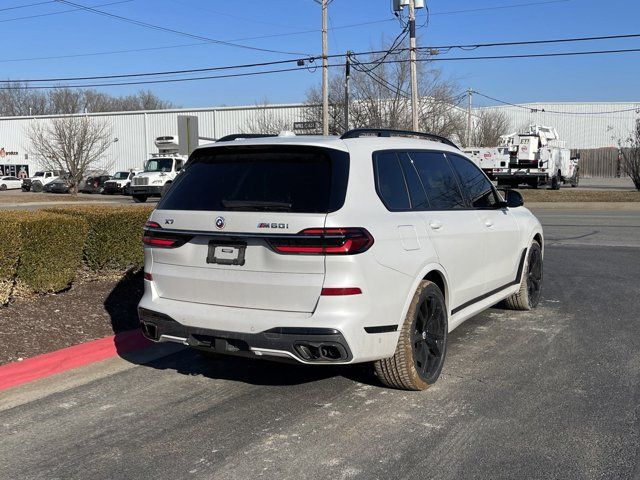 2023 BMW X7 M60i