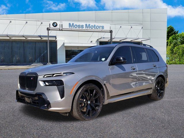 2023 BMW X7 M60i