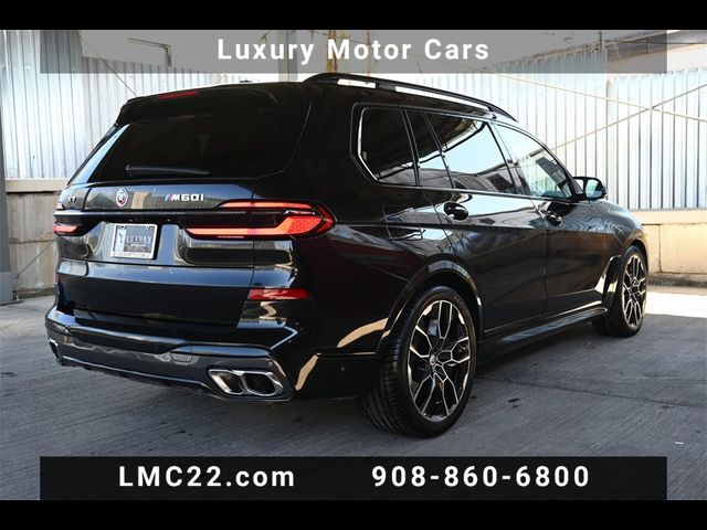 2023 BMW X7 M60i