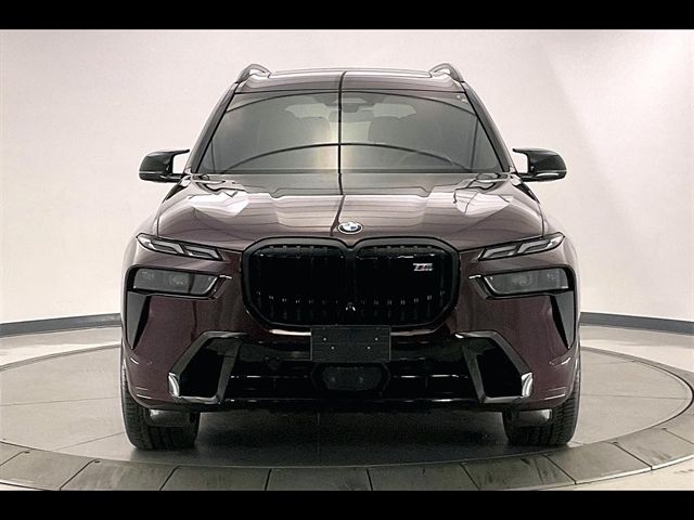 2023 BMW X7 M60i