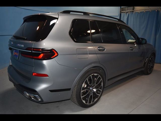 2023 BMW X7 M60i