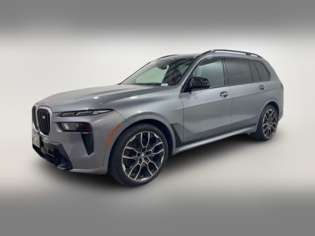 2023 BMW X7 M60i