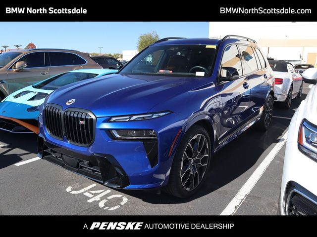 2023 BMW X7 M60i