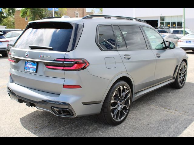 2023 BMW X7 M60i