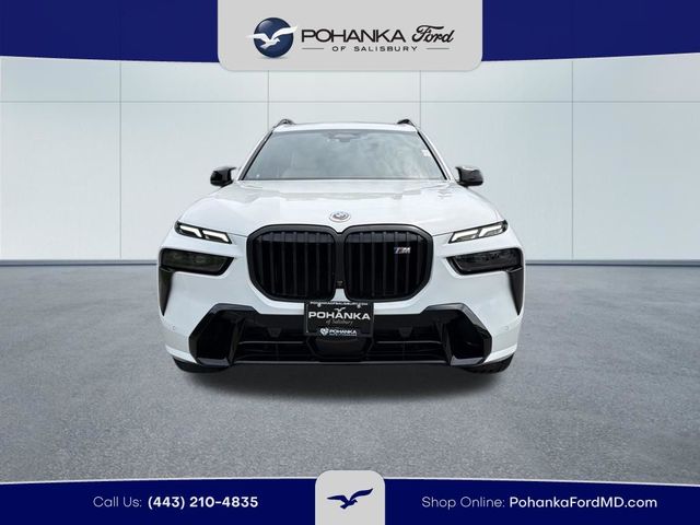 2023 BMW X7 M60i