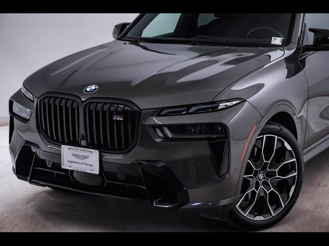2023 BMW X7 M60i