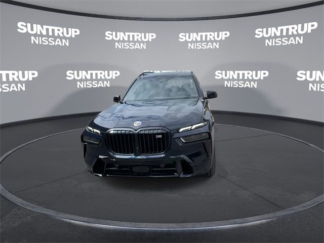 2023 BMW X7 M60i