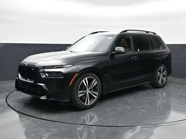 2023 BMW X7 M60i