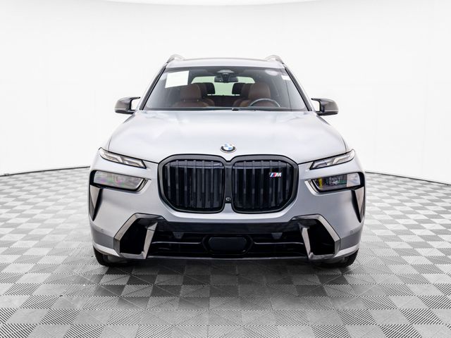 2023 BMW X7 M60i