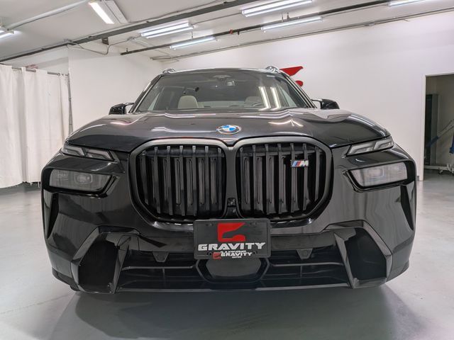 2023 BMW X7 M60i