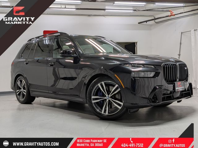 2023 BMW X7 M60i