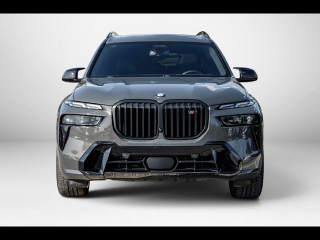 2023 BMW X7 M60i