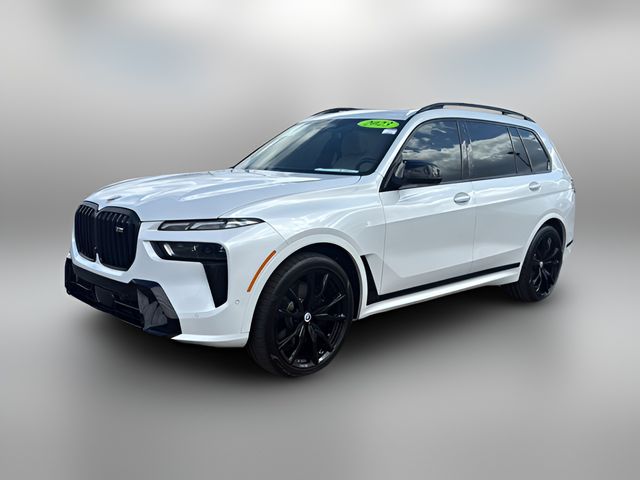 2023 BMW X7 M60i