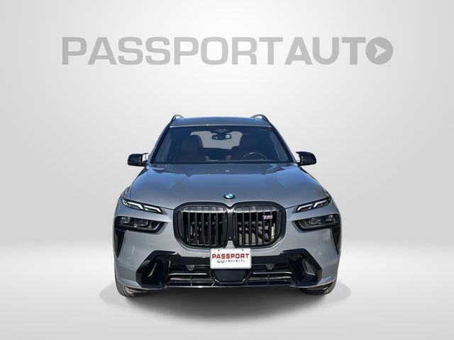 2023 BMW X7 M60i