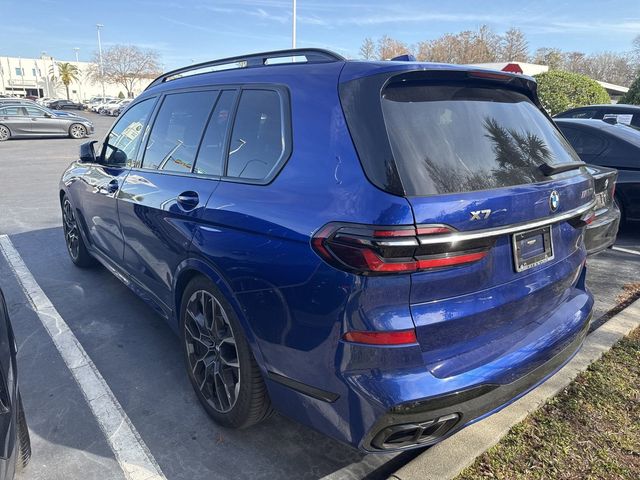 2023 BMW X7 M60i