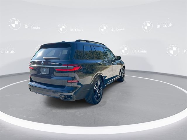 2023 BMW X7 M60i