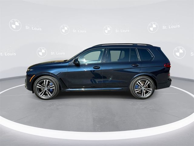 2023 BMW X7 M60i