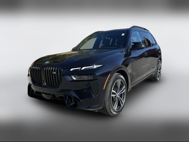 2023 BMW X7 M60i