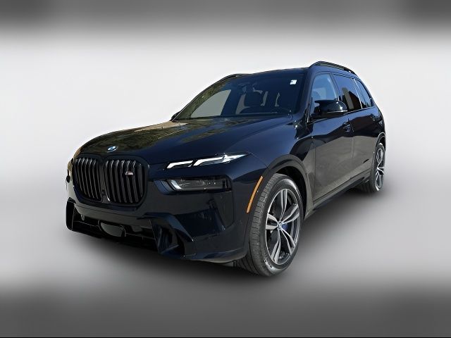 2023 BMW X7 M60i