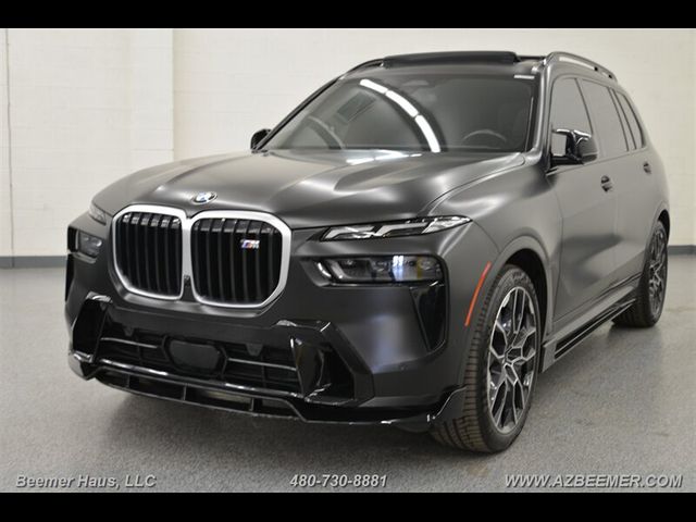 2023 BMW X7 M60i