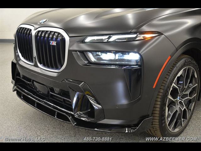 2023 BMW X7 M60i