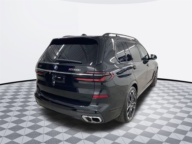 2023 BMW X7 M60i