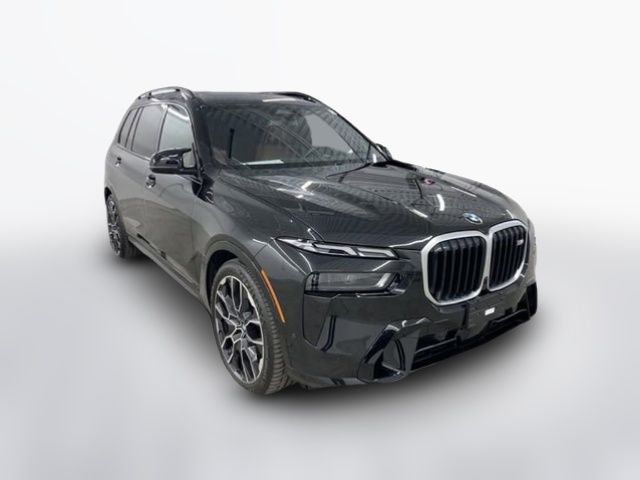 2023 BMW X7 M60i