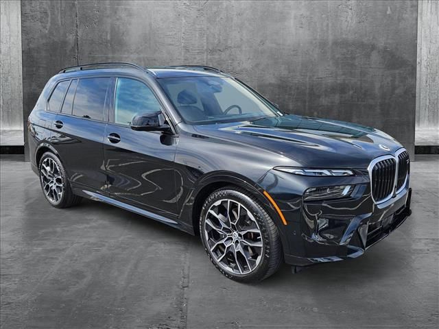 2023 BMW X7 M60i