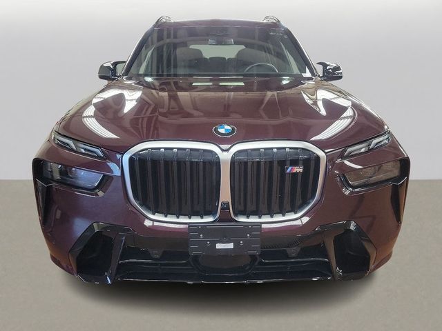 2023 BMW X7 M60i