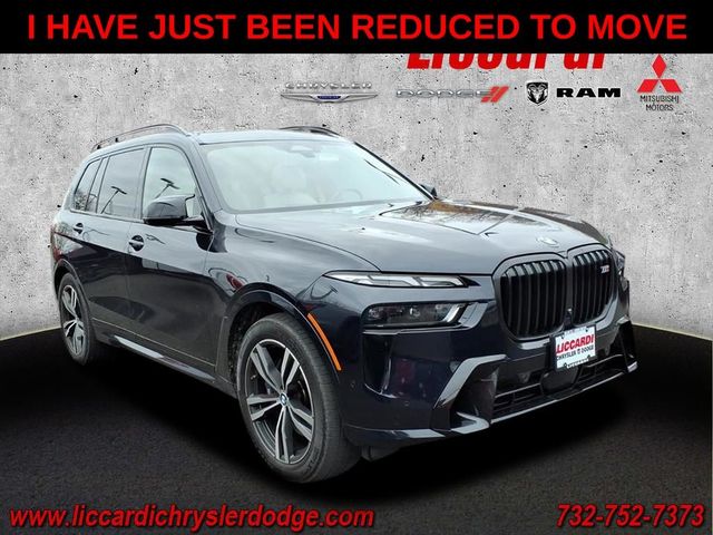 2023 BMW X7 M60i