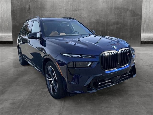 2023 BMW X7 M60i