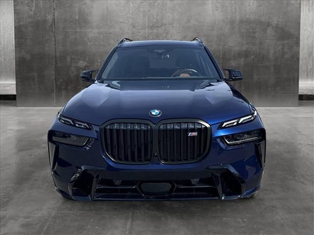 2023 BMW X7 M60i