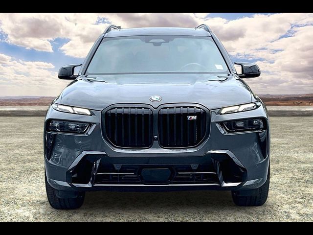 2023 BMW X7 M60i