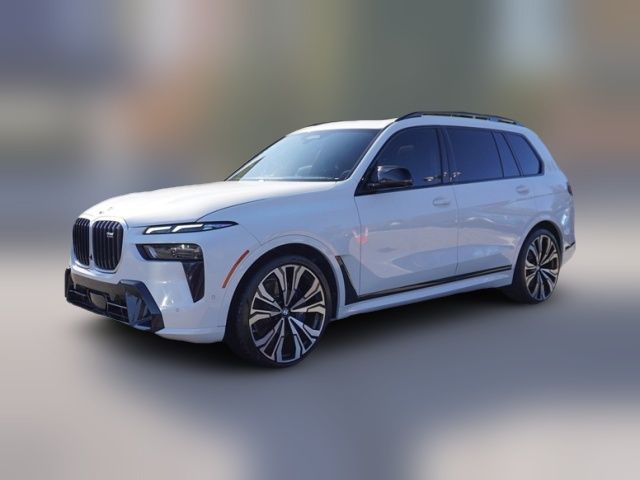 2023 BMW X7 M60i